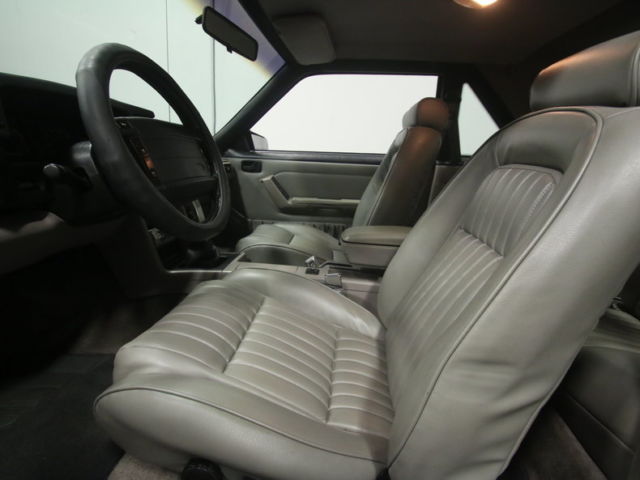 1992 Ford Mustang LX Hatchback 2-Door - photo 5