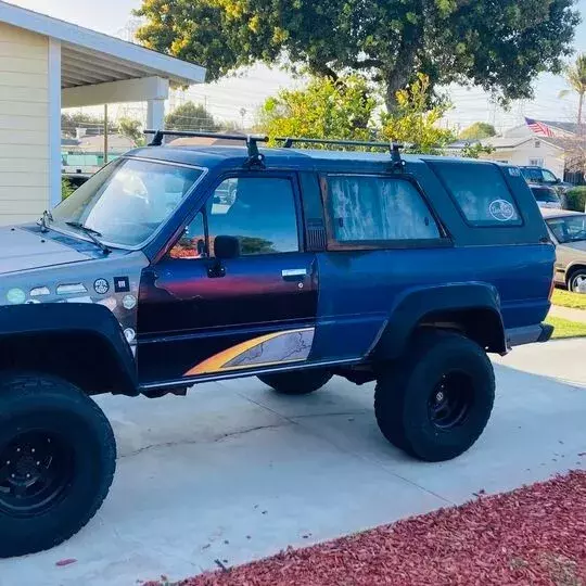 Lift Kit, Upgraded Suspension, Recent Upgrades – Ready for Restoration! 1986 Toyota 4Runner