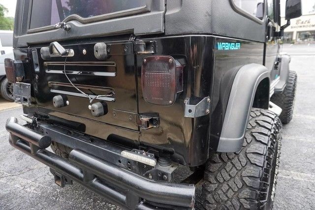 1994 Jeep Wrangler - photo 9