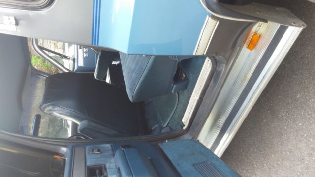 1987 GMC Suburban Sierra Classic - photo 12