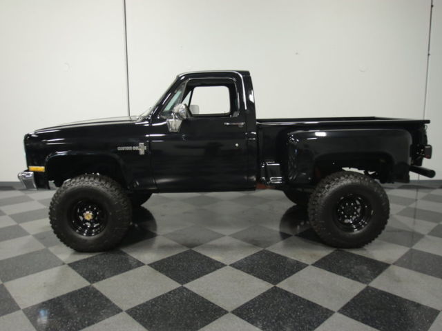 1976 Chevrolet K-10 4x4 - photo 2