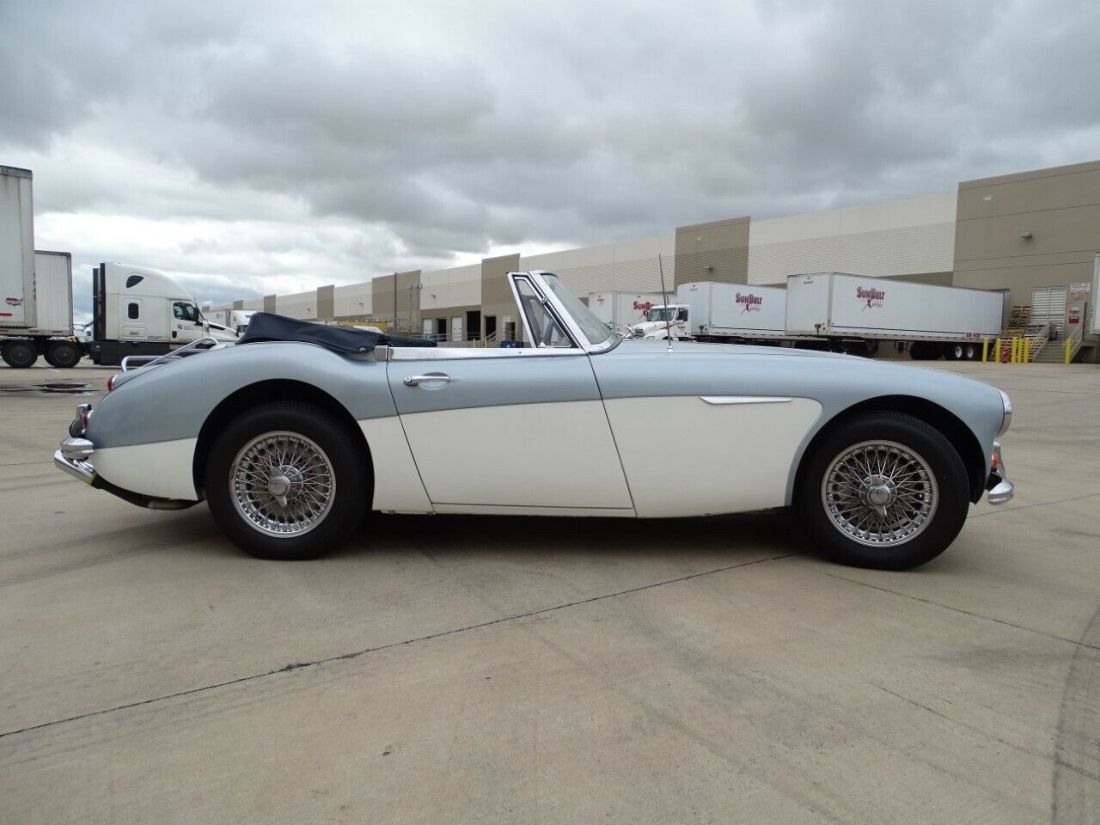 1967 Austin Healey 3000 MKIII BJ8 - photo 5