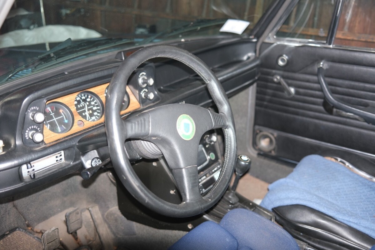 1976 BMW 2002 - photo 6