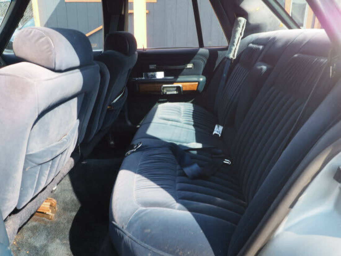 1990 Ford Crown Victoria LX - photo 10