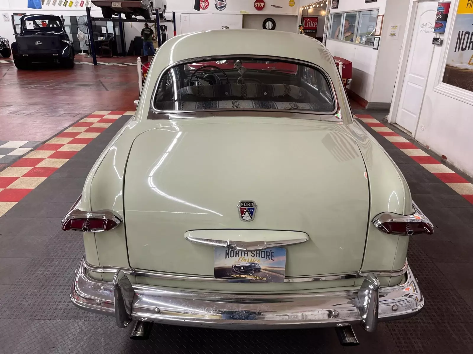 1951 Ford Hot Rod / Street Rod - CUSTOM SEDAN - 302 V8 ENGINE - - photo 12