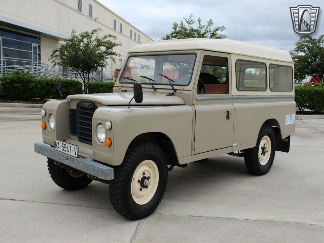 1983 Land Rover Santana 109 - photo 3