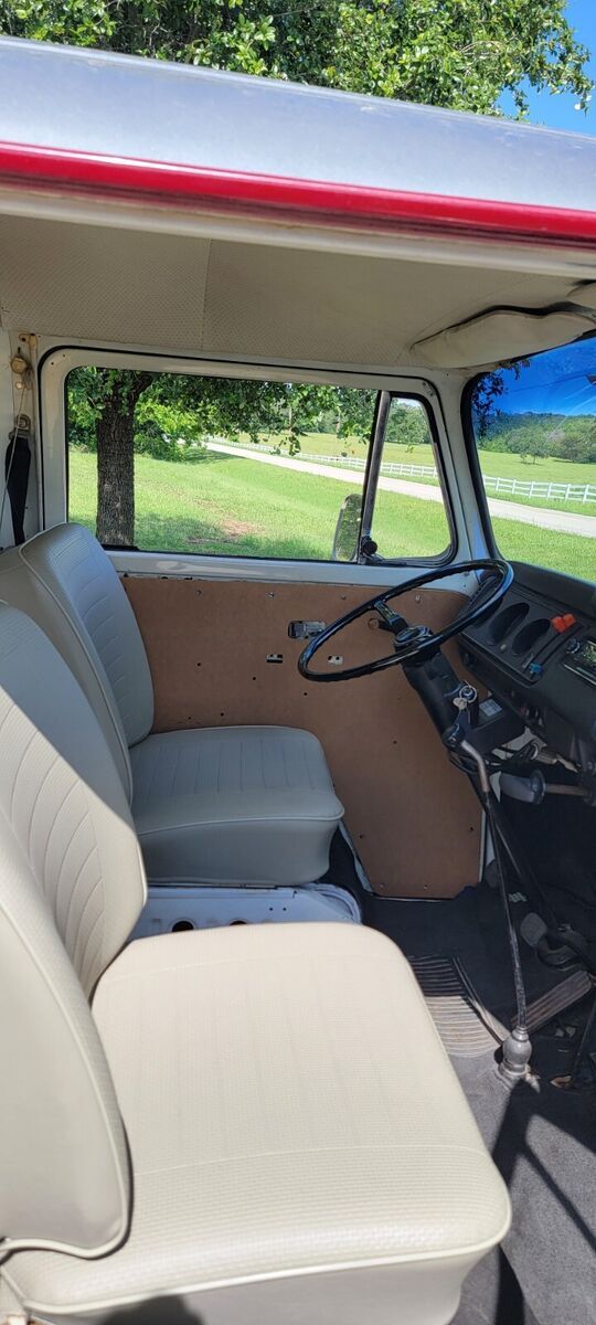 1976 Volkswagen Bus/Vanagon - photo 9