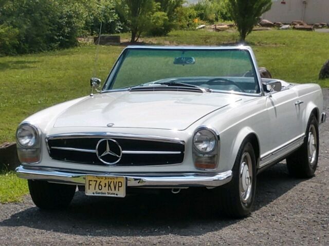 like 280SL 1967 Mercedes 250SL 5 Speed ZF 5 Speed SEE VIDEO 1967 Mercedes-Benz SL-Class 250 SL
