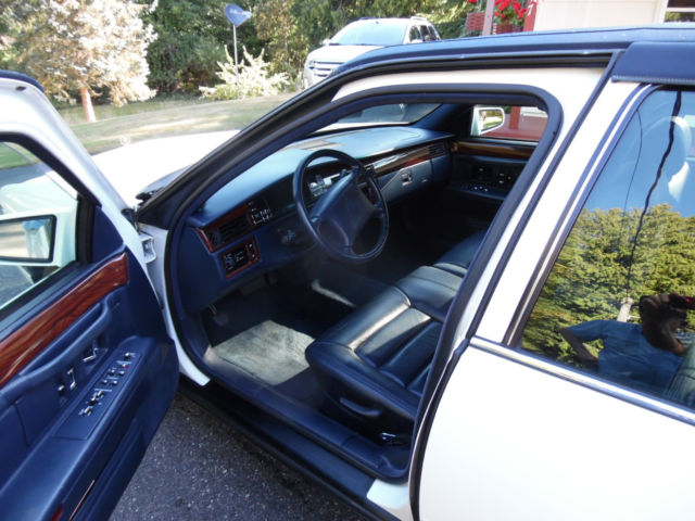1994 Cadillac DeVille - photo 8