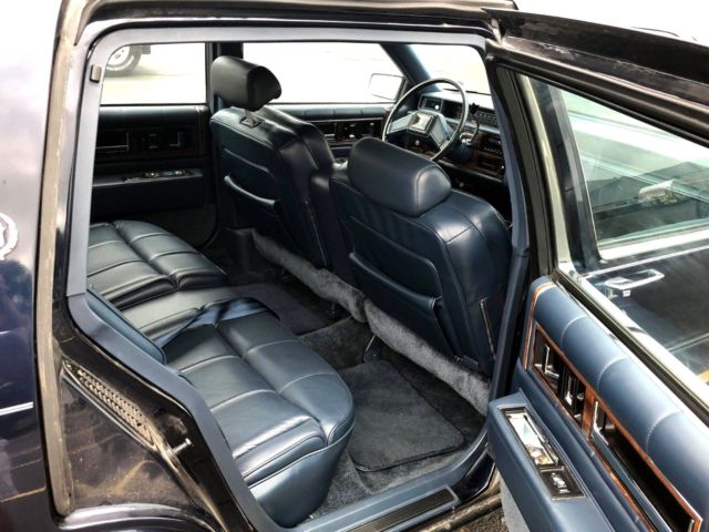 1988 Cadillac DeVille Sedan - photo 7