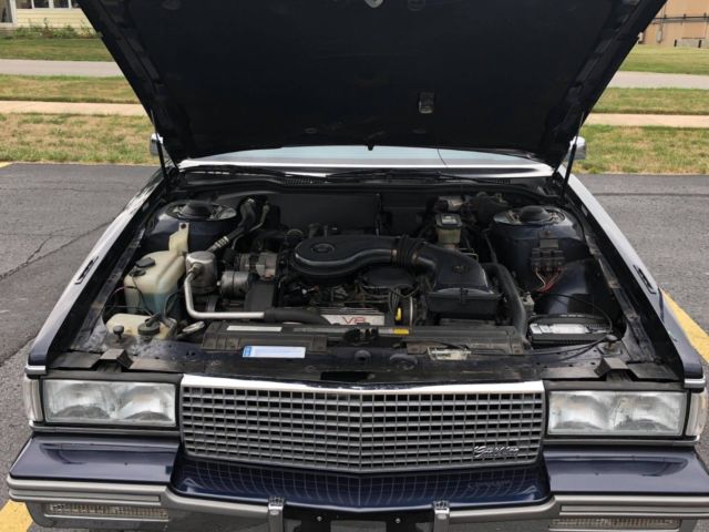 1988 Cadillac DeVille Sedan - photo 8
