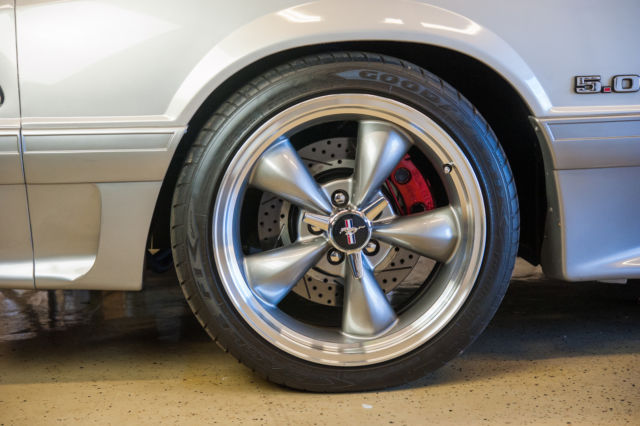 1991 Ford Mustang GT Hatchback 2-Door - photo 12