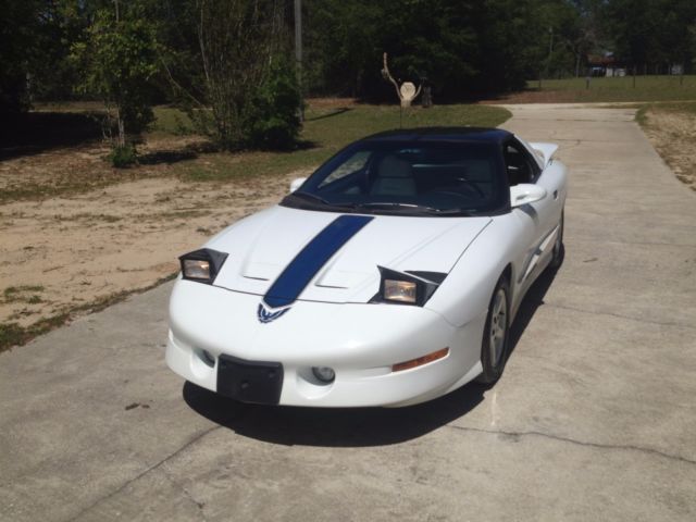 1994 Pontiac Trans Am Anniversary Edition, GT - photo 3