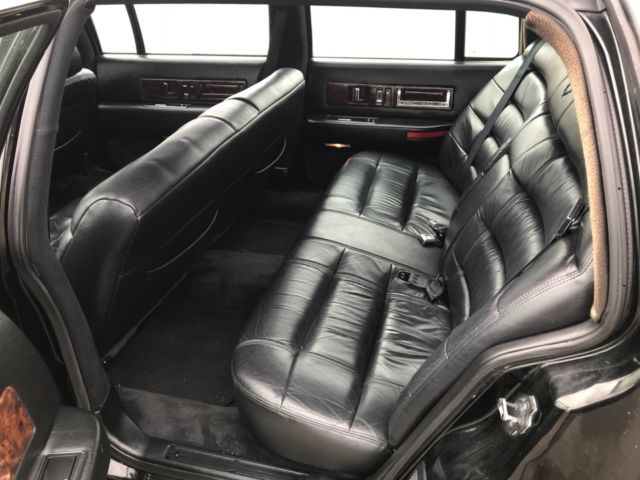1994 Cadillac Fleetwood Limousine - photo 13