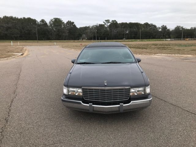 1994 Cadillac Fleetwood Limousine - photo 2