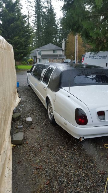 1994 Lincoln Town Car - photo 2