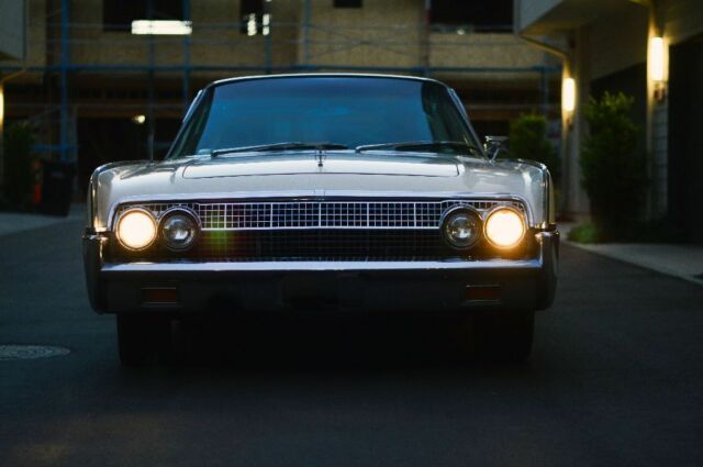 1963 Lincoln Continental Sedan