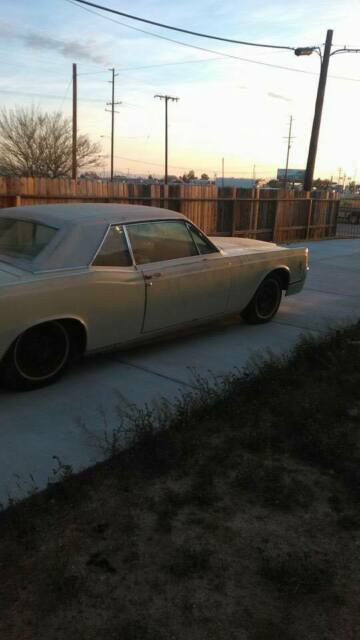 1966 Lincoln Continental - photo 10
