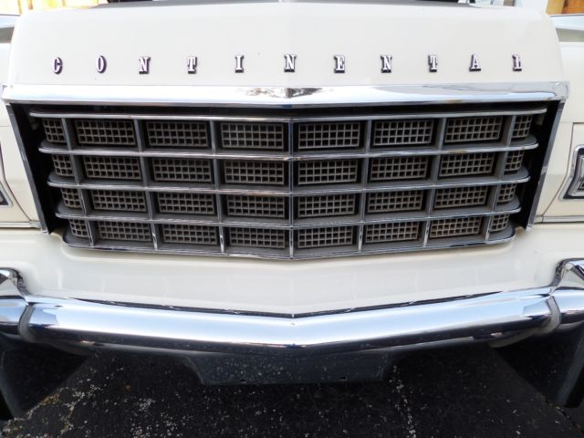 1973 Lincoln Continental - photo 13