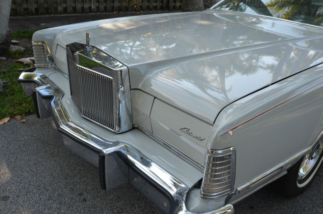 1976 Lincoln Mark Series - photo 4