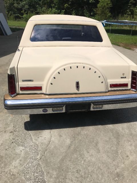 1982 Lincoln Continental Emilio Pucci Designer Series - photo 2