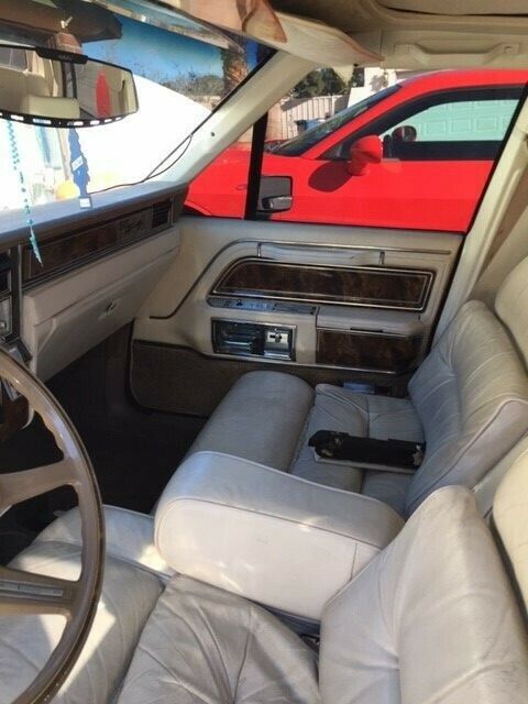 1980 Lincoln Continental - photo 8