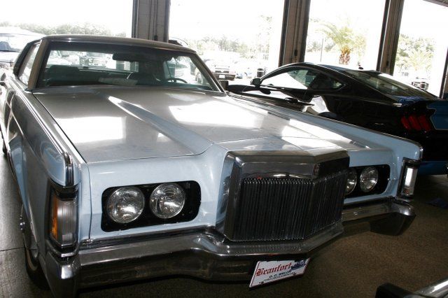 1970 Lincoln Continental Mark III - photo 2
