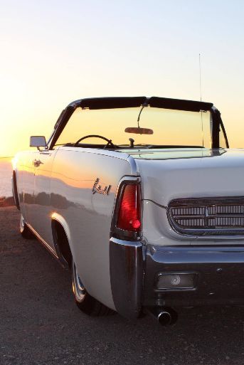 1967 Lincoln Continental CONVERTIBLE - photo 12