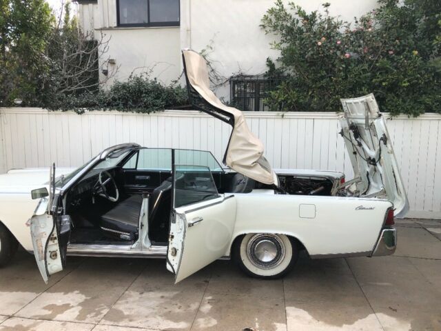 1964 Lincoln Continental Convertible - photo 6