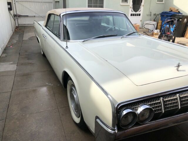 1964 Lincoln Continental Convertible - photo 9