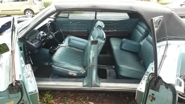 1966 Lincoln Continental - photo 7