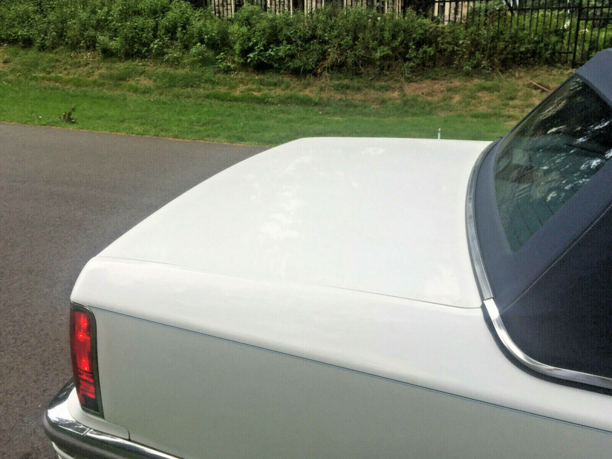 1990 Lincoln Town Car - photo 12
