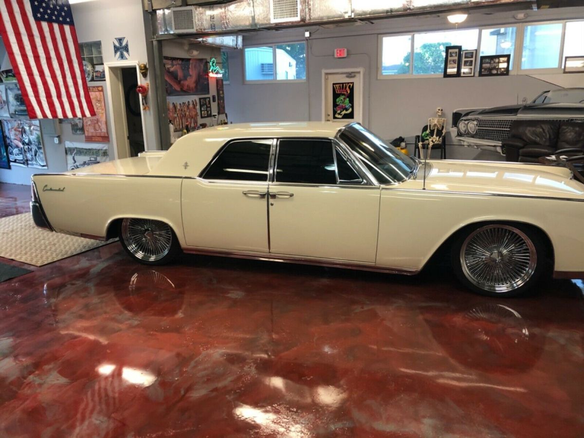 Lincoln Continental Low Miles / Almost Original 1963 Lincoln Continental
