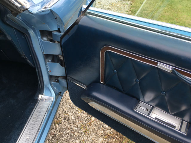 1969 Lincoln Continental - photo 13