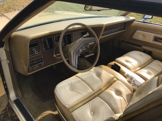 1976 Lincoln Mark Series Coupe - photo 10