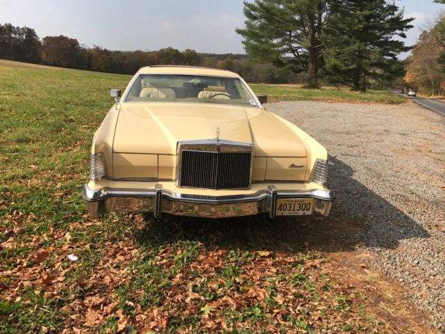 1976 Lincoln Mark Series Coupe - photo 3