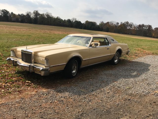 1976 Lincoln Mark Series Coupe - photo 4