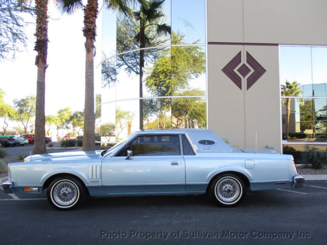 1981 Lincoln Mark Series Base Sedan 2-Door - photo 3
