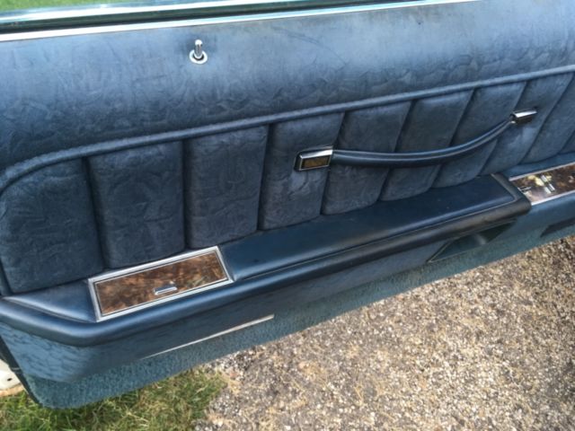 1977 Lincoln Continental - photo 8