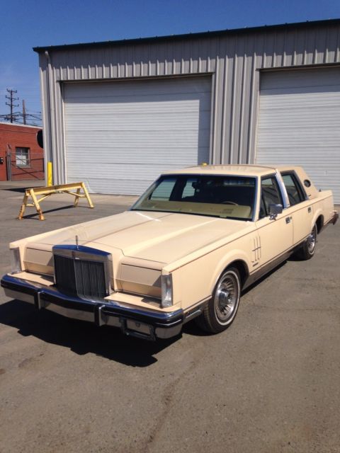 1983 Lincoln Mark Series Continental - photo 3