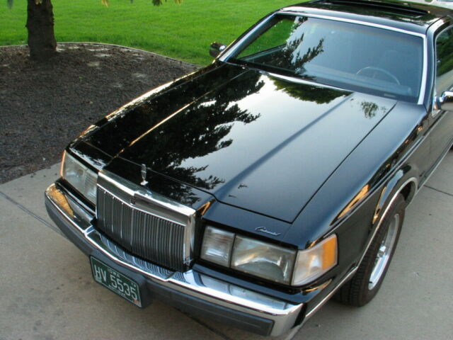 1984 Lincoln Mark Series - photo 2