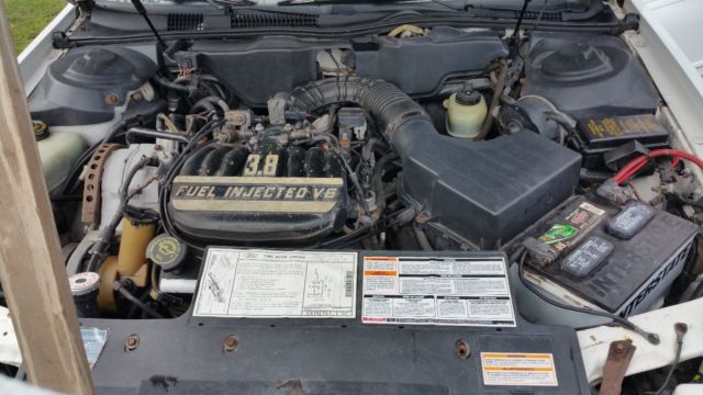 1990 Lincoln Continental beige interior, - photo 3
