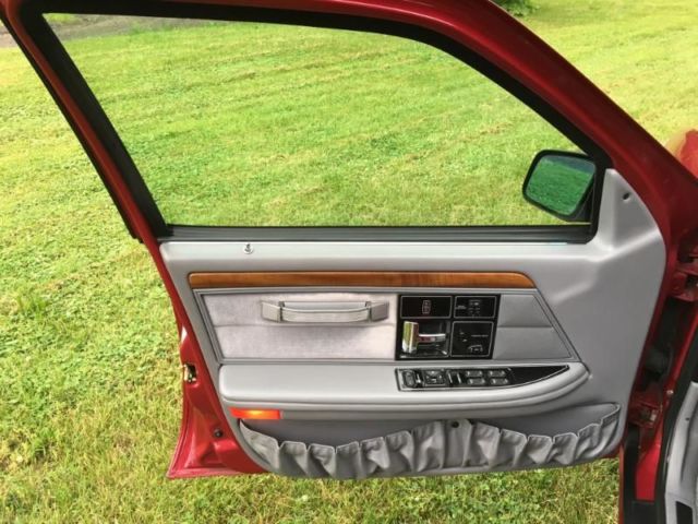 1994 Lincoln Continental - photo 12