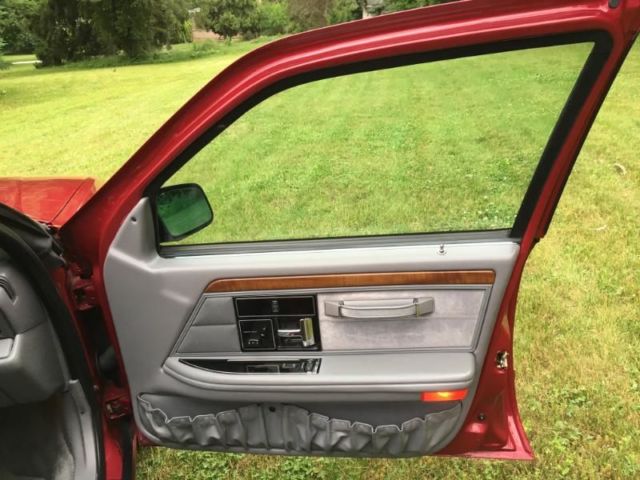 1994 Lincoln Continental - photo 13
