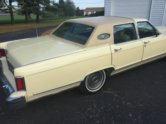 1979 Lincoln Town Car - photo 8