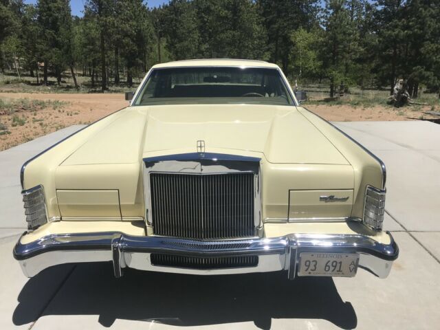 lincoln continental town coupe 1978 Lincoln Continental Two Door