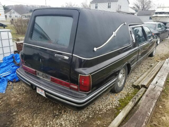 1993 Lincoln Town Car Executive - photo 4