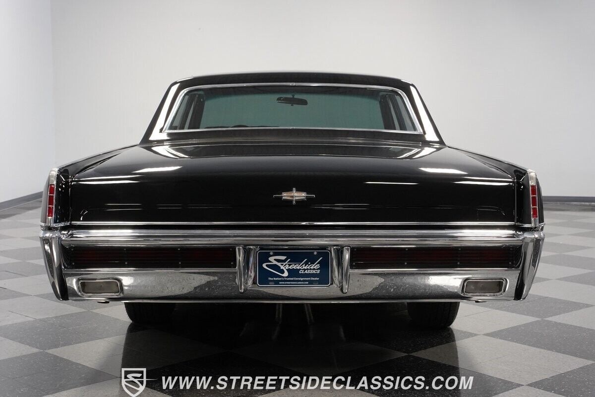 1966 Lincoln Continental - photo 11