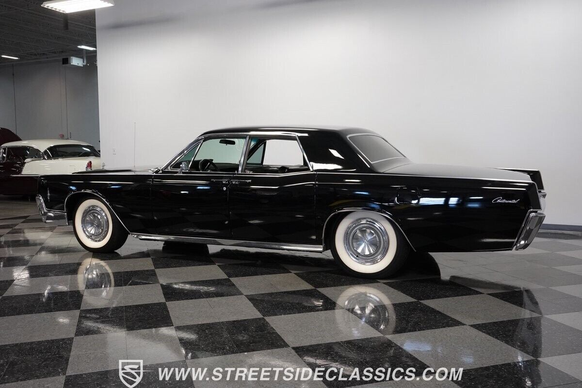 1966 Lincoln Continental - photo 9