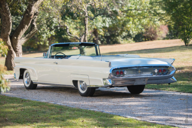 1958 Lincoln Mark Series - photo 2
